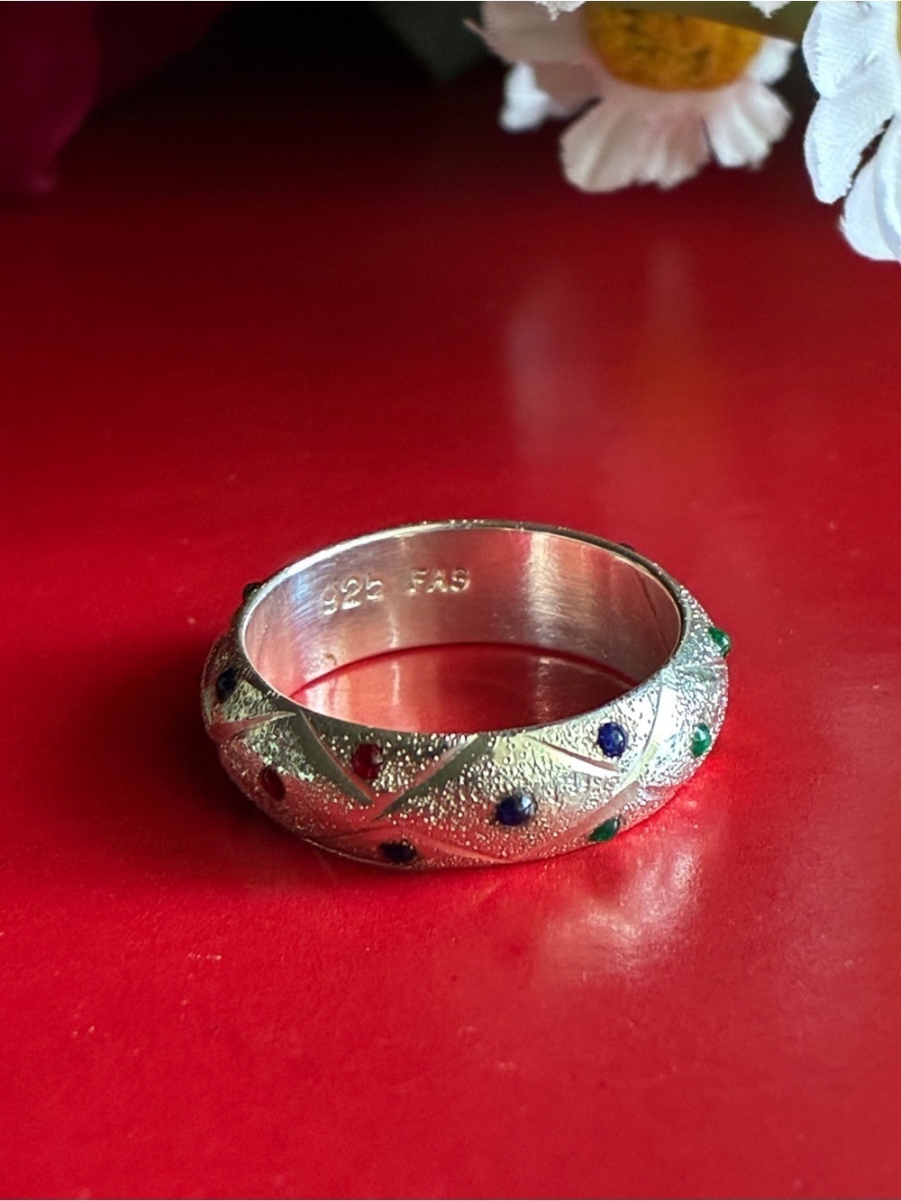 925 Silver Textured Band Ring with Blue and Green Stone Accents - Picture 4 of 9